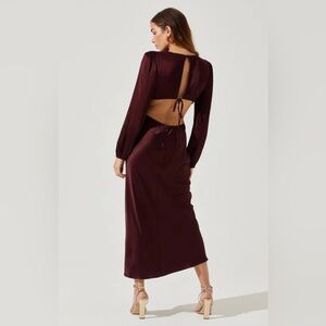 🔆 Revolve, Astr The Label Burgundy Wine Samara Long Sleeve Open Back Dress